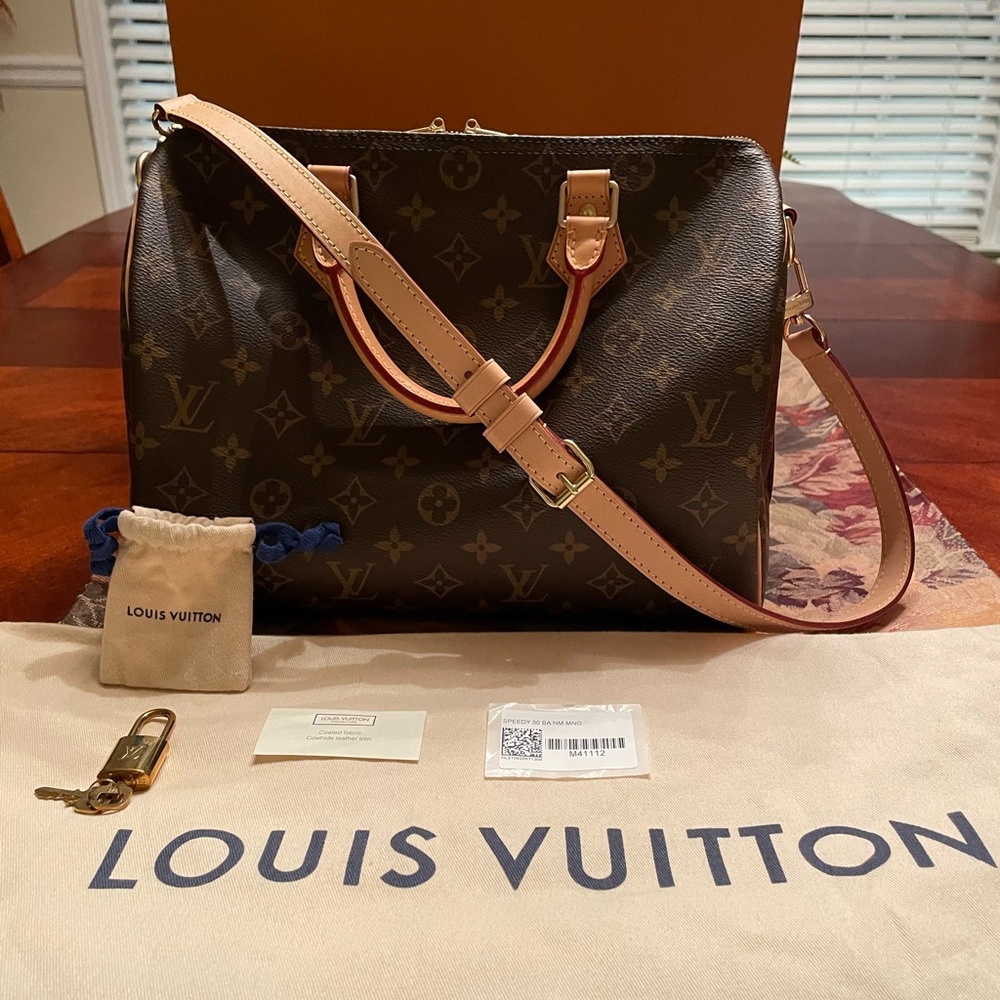 Authentic Louis Vuitton Speedy Bandouliere 30!